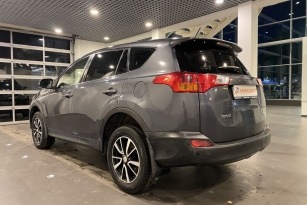 TOYOTA RAV 4