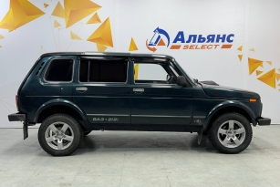 LADA 2131 (4X4)