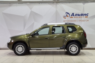 RENAULT DUSTER