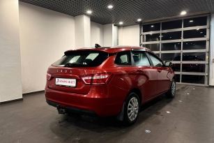 LADA VESTA