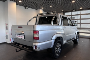 UAZ PICKUP