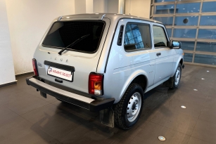 LADA 2121 (4X4)