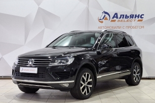 VOLKSWAGEN TOUAREG