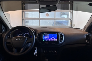LADA XRAY