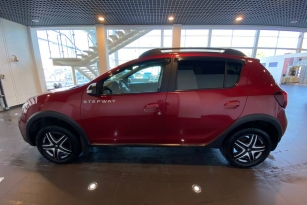 RENAULT SANDERO
