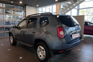 RENAULT DUSTER