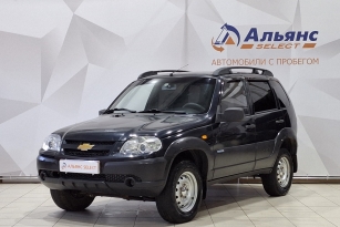 CHEVROLET NIVA