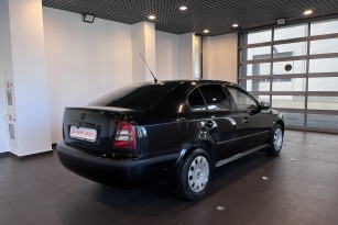 SKODA OKTAVIA