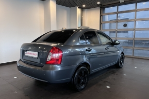 HYUNDAI VERNA