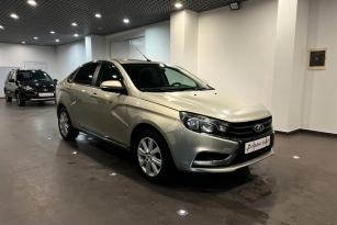 LADA VESTA