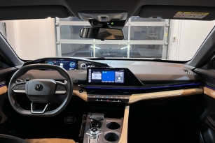 CHANGAN UNI-V