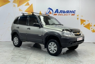 CHEVROLET NIVA