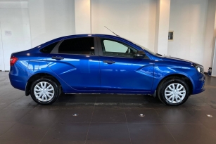 LADA VESTA
