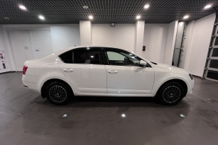 SKODA OKTAVIA