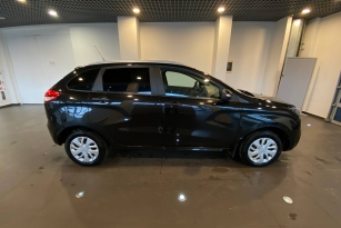 LADA XRAY
