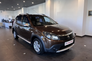 RENAULT SANDERO