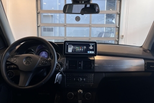 MERCEDES-BENZ GLK