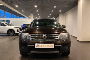 RENAULT DUSTER