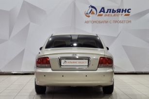HYUNDAI SONATA