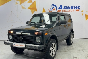 LADA 2121