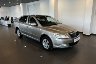 SKODA OKTAVIA