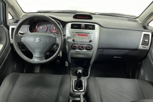SUZUKI LIANA