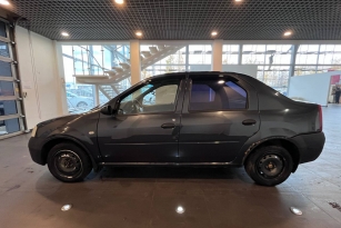 RENAULT LOGAN