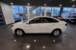 LADA VESTA