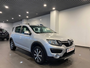 RENAULT SANDERO STEPWAY