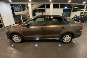 VOLKSWAGEN POLO (ХЭТЧБЕК)