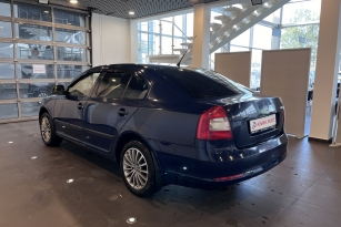 SKODA OKTAVIA