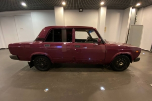 LADA 2107