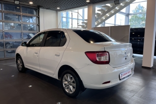 RENAULT LOGAN
