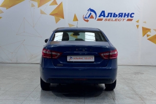 LADA VESTA