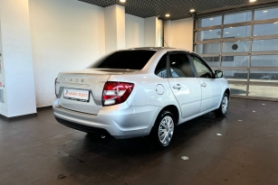 LADA GRANTA