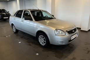 LADA PRIORA