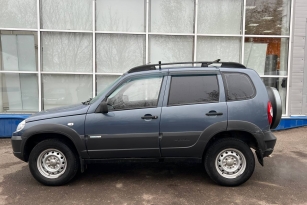 CHEVROLET NIVA