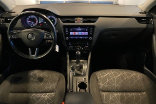 SKODA OKTAVIA