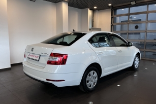SKODA OKTAVIA