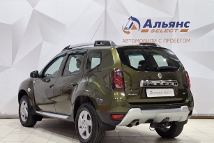 RENAULT DUSTER