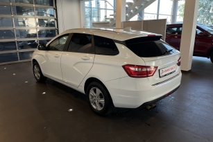 LADA VESTA