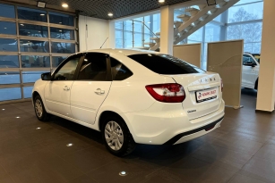 LADA GRANTA