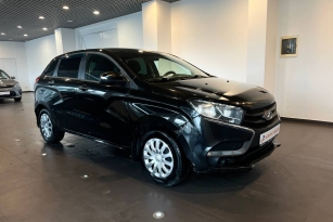 LADA XRAY
