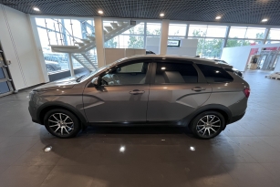 LADA VESTA