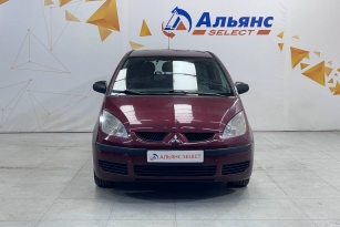 MITSUBISHI COLT