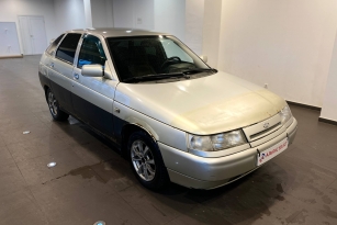 LADA 2112
