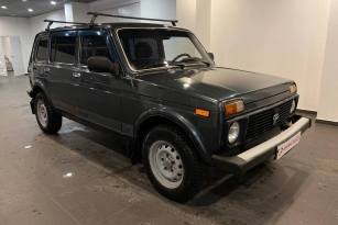 LADA 2131 (4X4)
