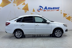 LADA GRANTA