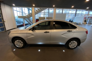 LADA VESTA
