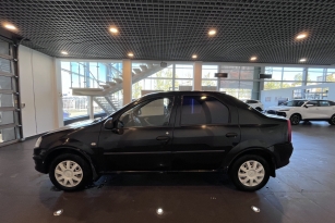 RENAULT LOGAN